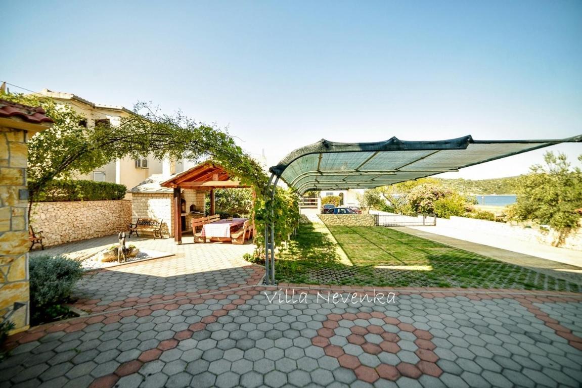 Apartments Villa Nevenka ロゴズニッツァ エクステリア 写真