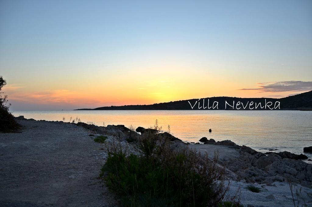 Apartments Villa Nevenka ロゴズニッツァ エクステリア 写真