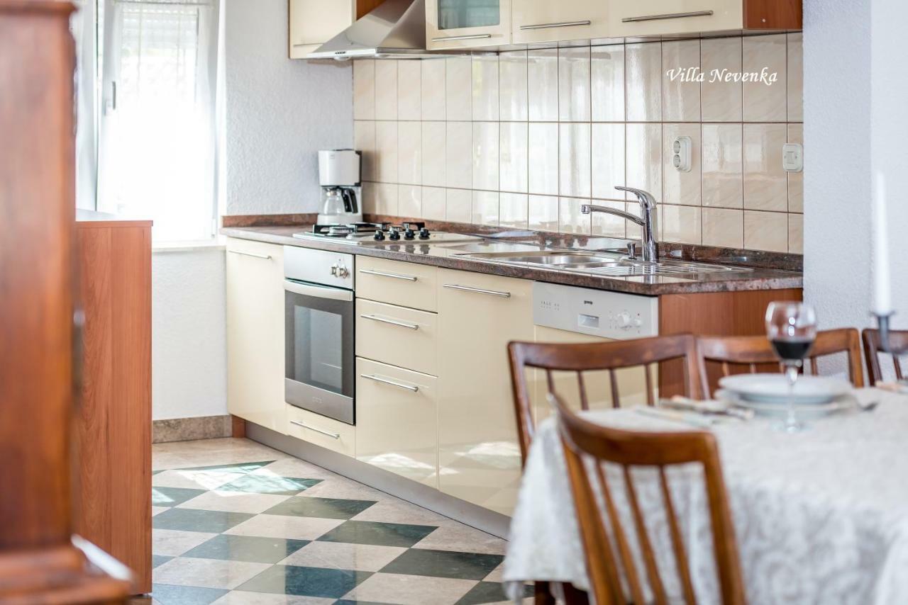 Apartments Villa Nevenka ロゴズニッツァ エクステリア 写真