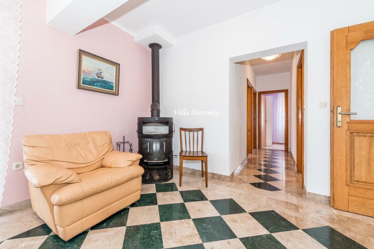 Apartments Villa Nevenka ロゴズニッツァ エクステリア 写真