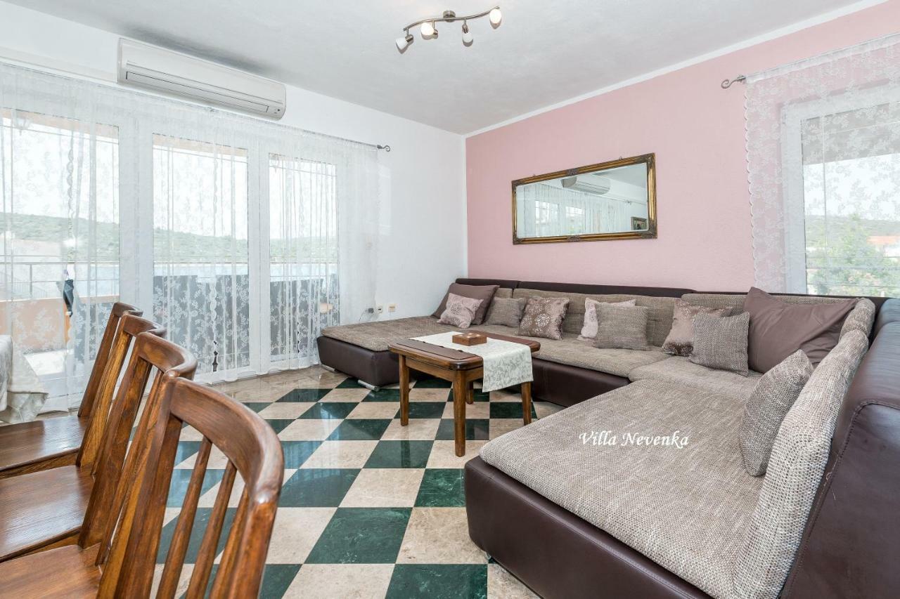 Apartments Villa Nevenka ロゴズニッツァ エクステリア 写真