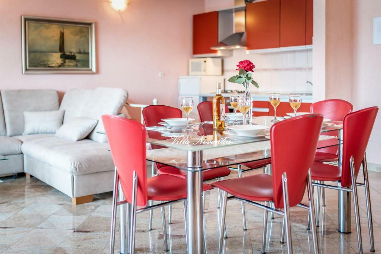 Apartments Villa Nevenka ロゴズニッツァ エクステリア 写真